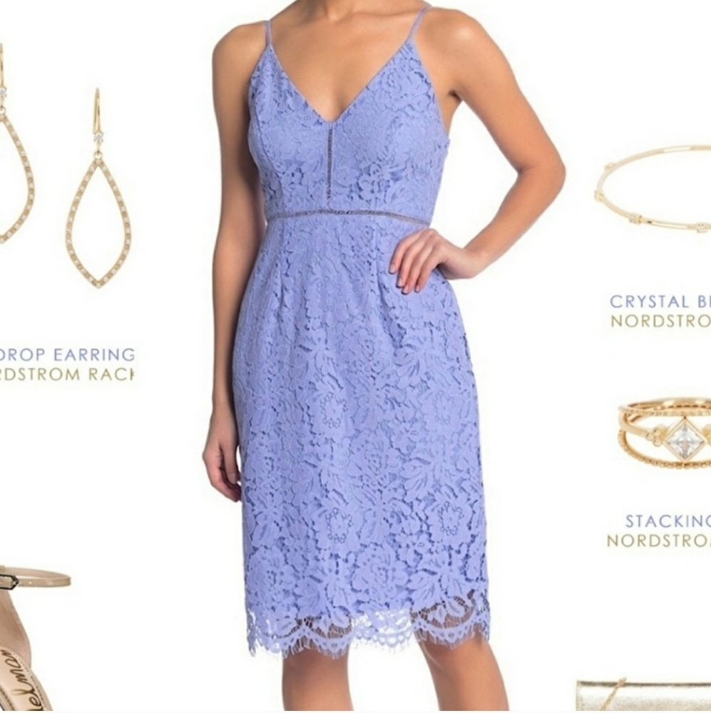 ASTR the Label – Lace V-Neck Sheath Dress PERIWINKLE / L